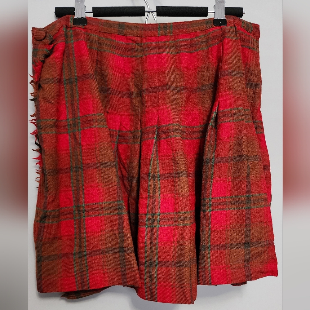 Aljean Canada Plaid Pure Virgin Wool Skirt size 16
